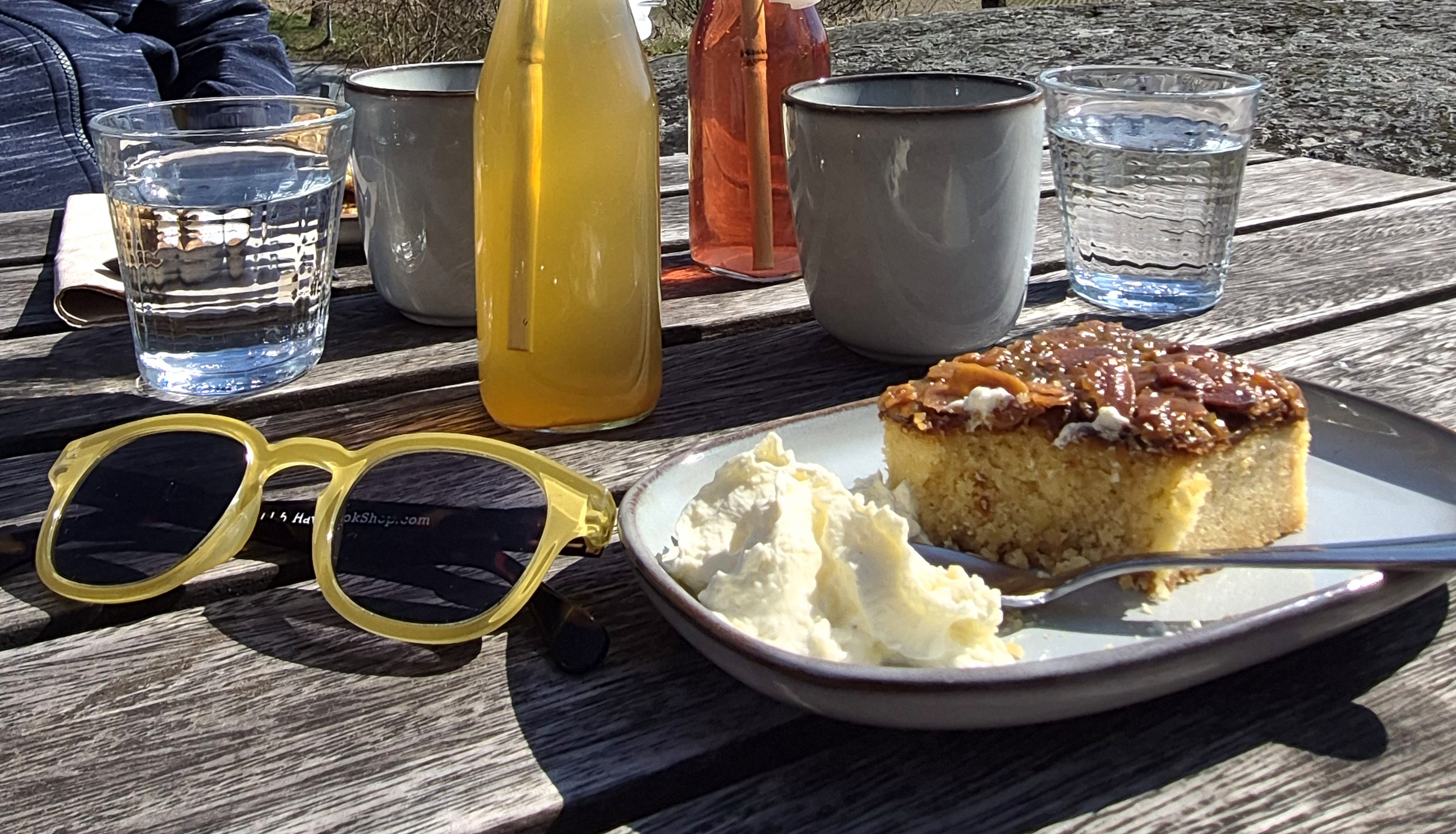 kuchen in dem sonne